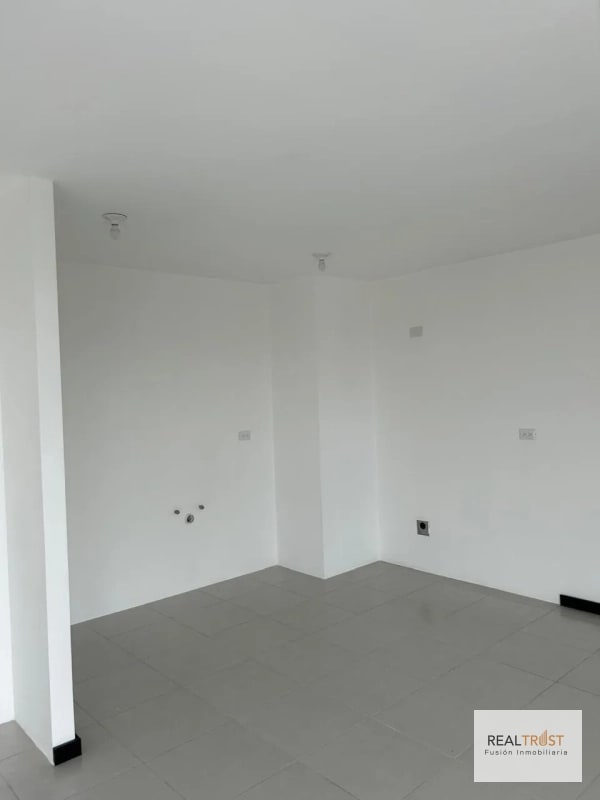 Apartamento en renta San Mateo zona 7 - 1
