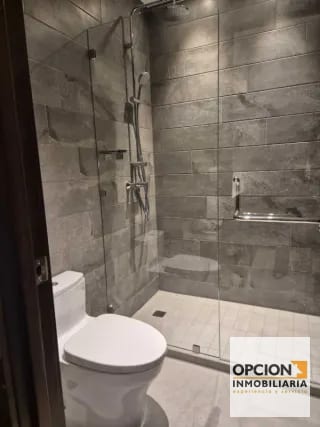 RENTO APARTAMENTO 2/DORMITORIOS. SANTA SOFIA 7a. Av. Z.10 — Apartamento en Alquiler en Santa Sofía 7AV, Zona 10, Guatemala, Ciudad — miniatura 7 de 15
