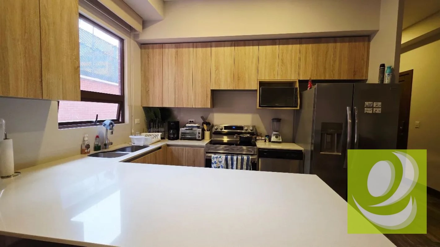 VENDO APARTAMENTO EN SALVATTORE ZONA 10 - 4
