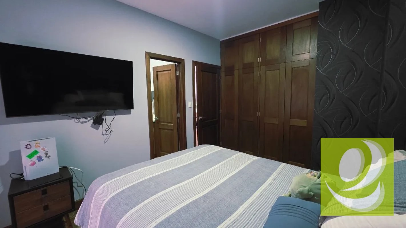 VENDO APARTAMENTO EN SALVATTORE ZONA 10 - 8