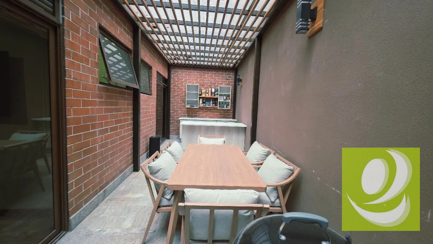 VENDO APARTAMENTO EN SALVATTORE ZONA 10 - 9