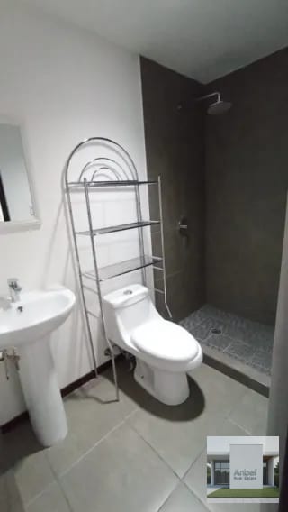 CASA TRES, Apartamento en Venta de Un Dormitorio en Zona 3 — Apartamento en Venta en Zona 3, Guatemala, Ciudad — miniatura 2 de 8