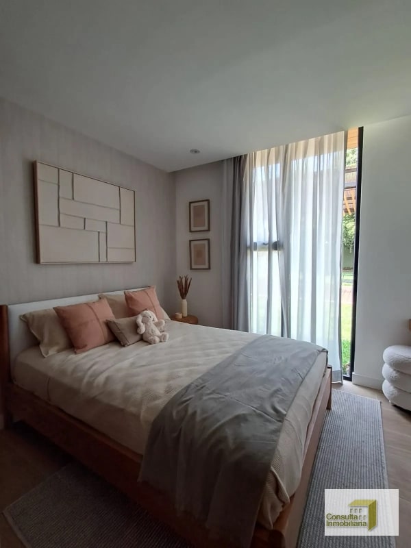 Zona 10/ Edificio Viana / Con financiamiento - 12