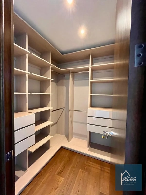 Apartamento en renta en SANTA SOFIA 7AVE Zona 10 (*20) - 3
