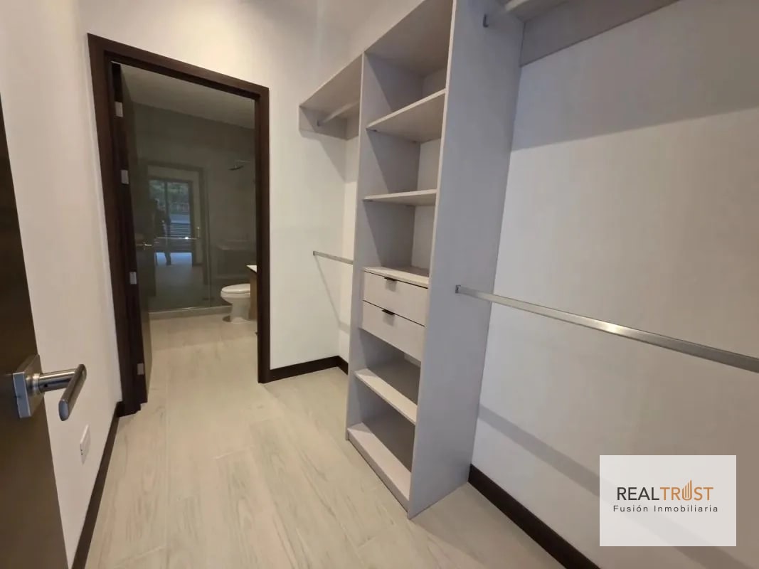 Apartamento en venta Spazio Zona 15 Nivel bajo - 3