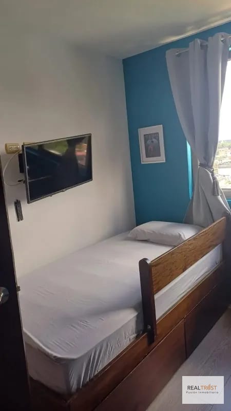 Apartamento AMUEBLADO en renta zona 10 — Apartamento en Alquiler en Zona 10, Guatemala, Ciudad — foto 4 de 10
