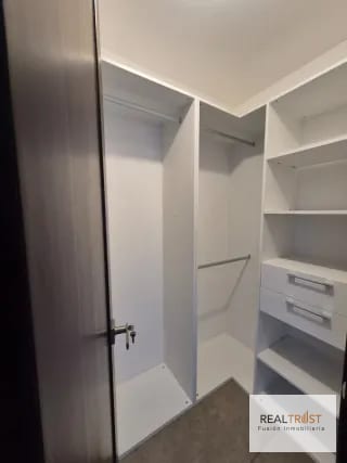 EN RENTA PRECIOSO APARTAMENTO CON TERRAZA, SAN LÁZARO ZONA 15 — Apartamento en Alquiler en San Lázaro, Zona 15, Guatemala, Ciudad — miniatura 6 de 12