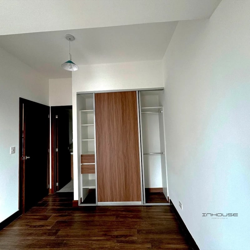 APARTAMENTO EN VENTA EN ZONA 14 EN NIVEL ALTO - 5