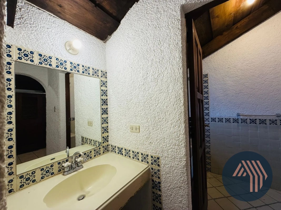 ALQUILER DE LINDA SUITE - PENSATIVO DE GRAVILEAS, ANTIGUA - 11