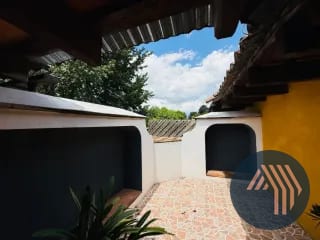 ALQUILER DE LINDA SUITE - PENSATIVO DE GRAVILEAS, ANTIGUA — Apartamento en Alquiler en Antigua, Sacatepéquez — miniatura 14 de 16