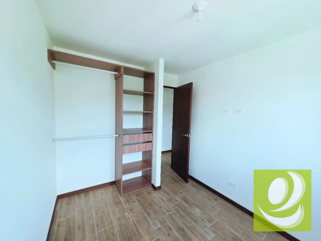 Apartamento de 2 Niveles en Venta Naranjo Z4 de Mixco - 3