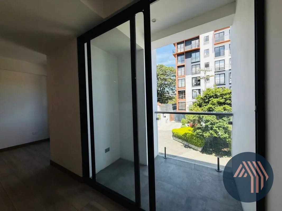 Alquiler de Céntrico Apartamento - Aoki, Zona 14 — Apartamento en Alquiler en AOKI, Zona 14, Guatemala, Ciudad — foto 14 de 17