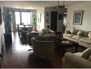 AMPLIO APARTAMENTO EN VENTA, EDIFICIO VIVALDI ZONA 14 — Apartamento en Venta en Vivaldi, Zona 14, Guatemala, Ciudad — miniatura 1 de 8