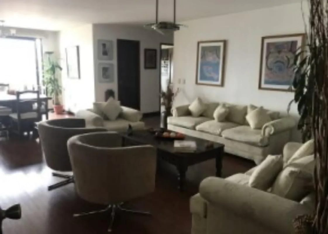 AMPLIO APARTAMENTO EN VENTA, EDIFICIO VIVALDI ZONA 14 — Apartamento en Venta en Vivaldi, Zona 14, Guatemala, Ciudad — foto 7 de 8