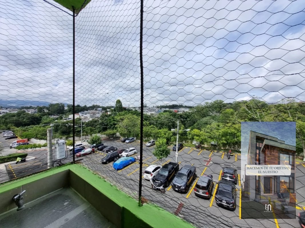 VENDO APARTAMENTO EN EL REFUGIO DE SAN RAFAEL ZONA 18 - 5