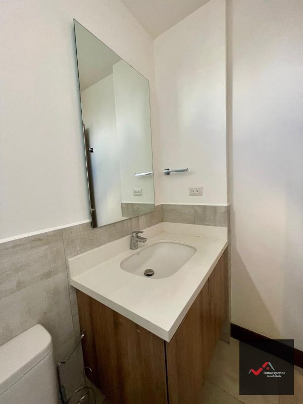 APARTAMENTO EN VENTA ZONA 14 CASA CAÑADA - 4