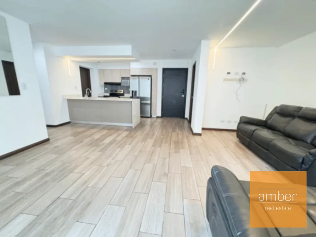Apartamento con jardín en San Isidro 2021, zona 16 - 9
