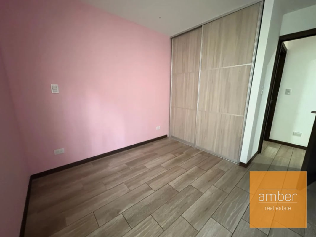 Apartamento con jardín en San Isidro 2021, zona 16 - 6