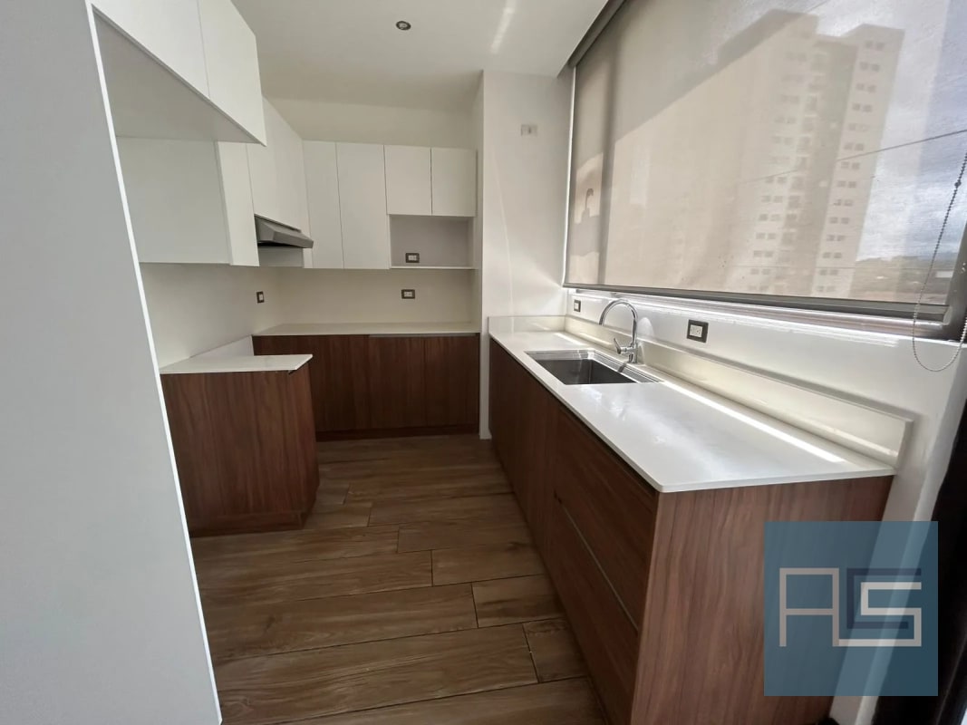 Apartamento en Venta, zona 10 cerca de Oakland Mall, La Estación, Diagonal 6 - 11