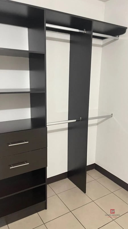 Venta apartamento Torre Martí zona 6 - 7