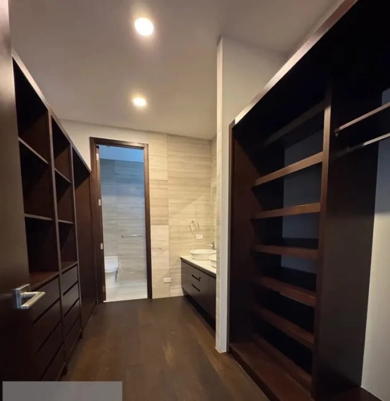 APARTAMENTO EN VENTA ZONA 14 — Apartamento en Venta en Zona 14, Guatemala, Ciudad — foto 8 de 12