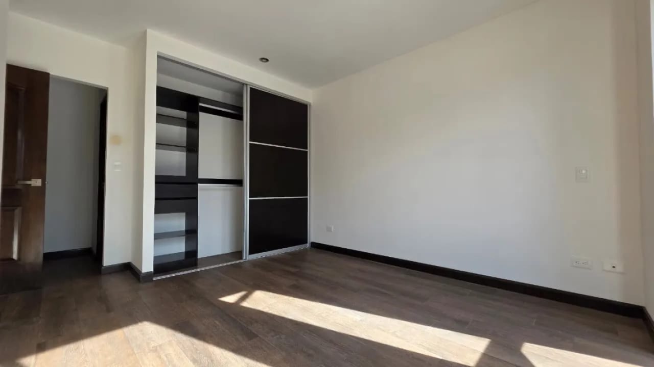 Apartamento en venta en zona 16 nivel bajo — Apartamento en Venta en Zona 16, Guatemala, Ciudad — foto 7 de 15