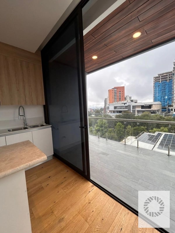 VENDO APARTAMENTO VHISTA ZONA 15 - 5
