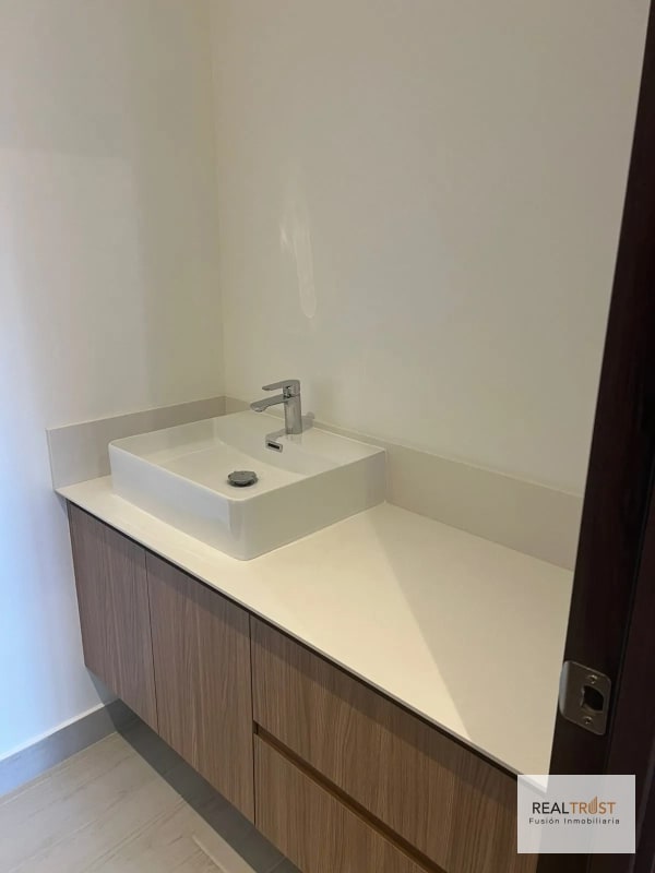 Apartamento en renta Spazio zona 15 - 10