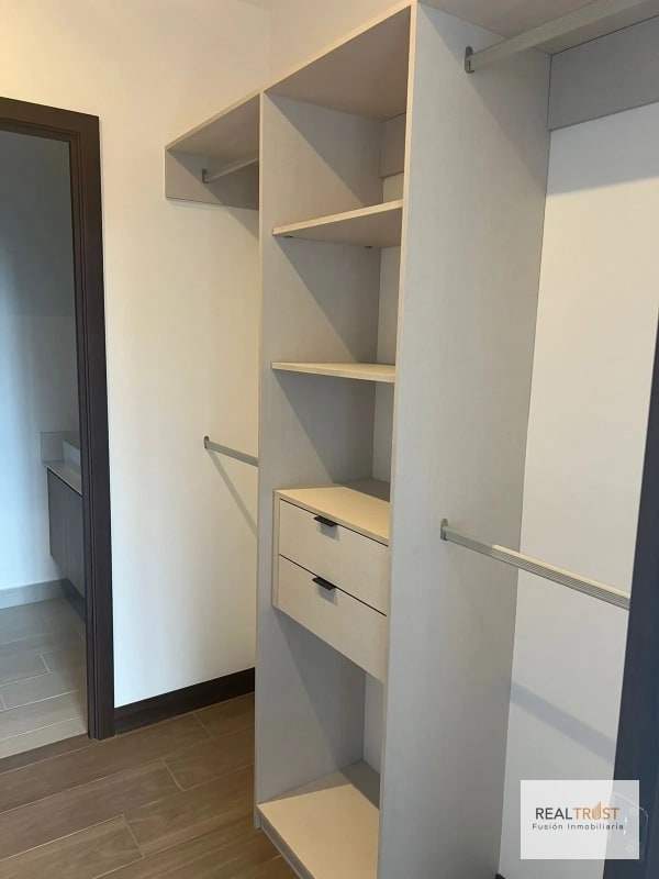 Apartamento en renta Spazio zona 15 - 8