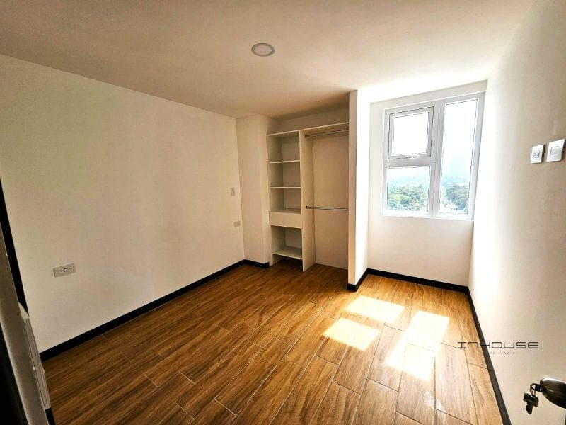 APARTAMENTO EN VENTA EN  ZONA  12 PARA INVERSION - 7