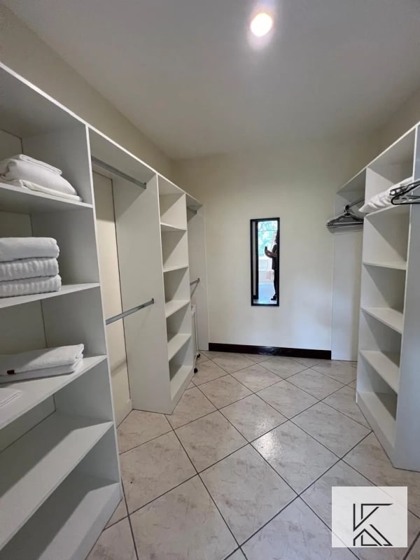 Hermoso Apartamento en Venta en Milenia sin muebles - 2