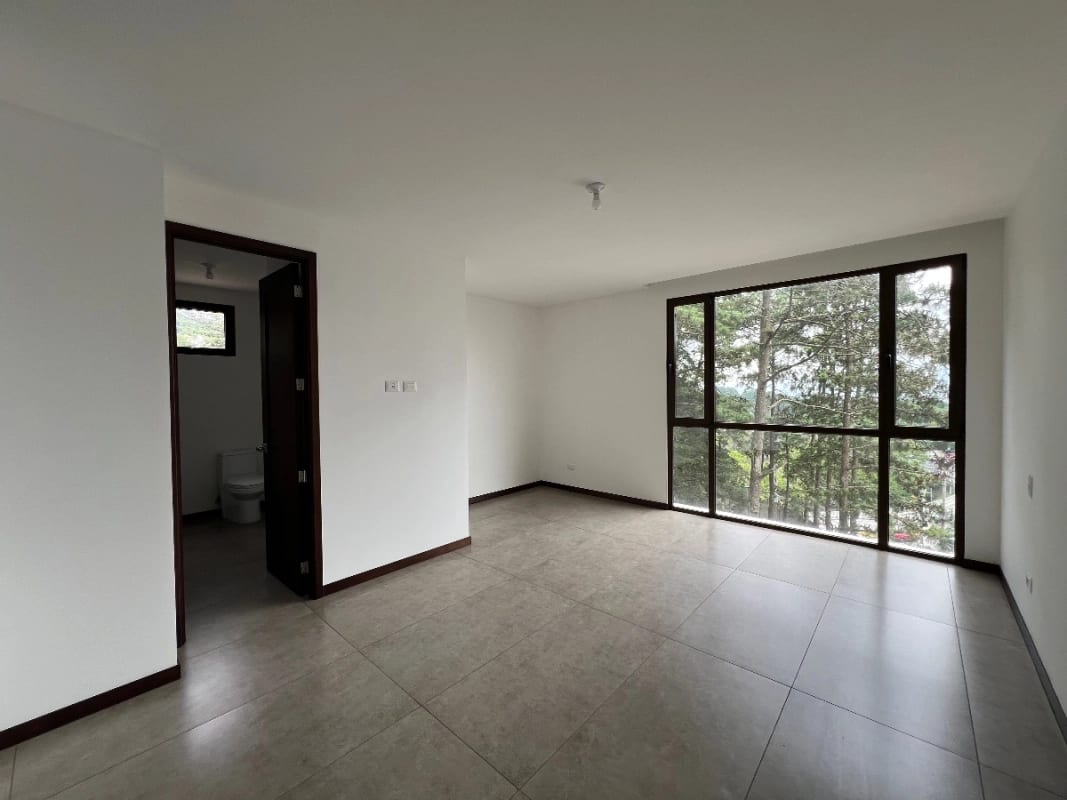 Apartamento Renta Zona 15 San Lázaro, 154 MTS2 + 39 Mts Terraza , 3 Dormitorios, + Dormitorio de Servicio $2,500 — Apartamento en Alquiler en Zona 15, Guatemala, Ciudad — foto 3 de 7