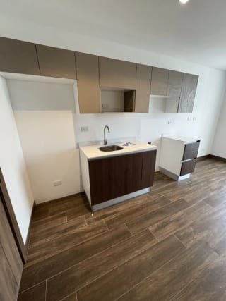 Apartamento en Alquiler | Vila Quince | Zona 15 | Vista Hermosa 2 | Moderno y cómodo — Apartamento en Alquiler en Vila Quince, Zona 15, Guatemala, Ciudad — miniatura 7 de 7