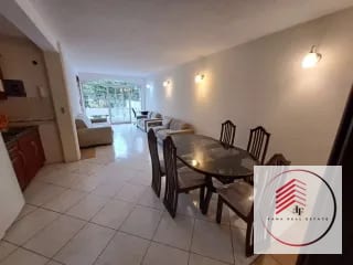 RENTA DE céntrico apartamento de una habitación en zona 10 a una cuadra de Oakland Mall diagonal 6 — Apartamento en Alquiler en Zona 10, Guatemala, Ciudad — miniatura 1 de 17