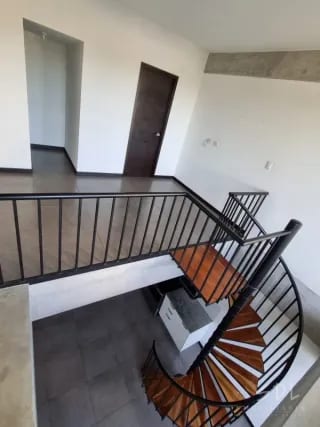 Zona 10 — Apartamento en Venta en Fabra, Zona 10, Guatemala, Ciudad — miniatura 2 de 4