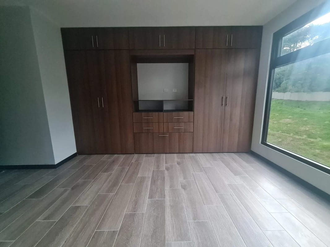 Apartamento en VENTA! NAGANO zona 16 — Apartamento en Venta en Zona 16, Guatemala, Ciudad — foto 8 de 17