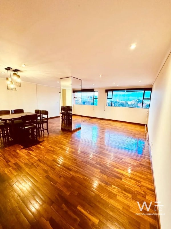 VENDO APARTAMENTO ZONA 10 - 12