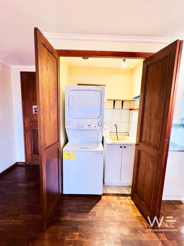 VENDO APARTAMENTO ZONA 10 - 5