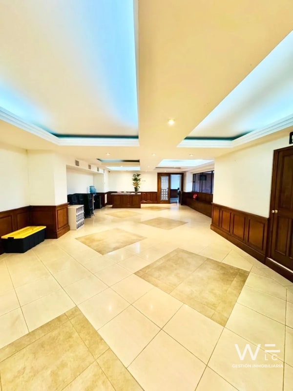 VENDO APARTAMENTO ZONA 10 - 3