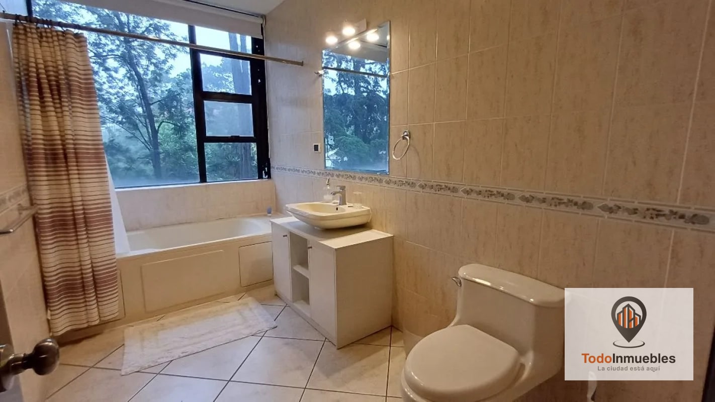 Apartamento Amueblado de 198 m2 en Renta en Milenia - 13