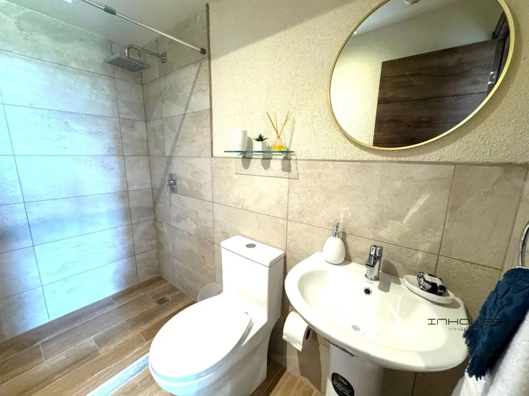 APARTAMENTO EN PLANOS CON JARDÍN -LUZEA- - 1