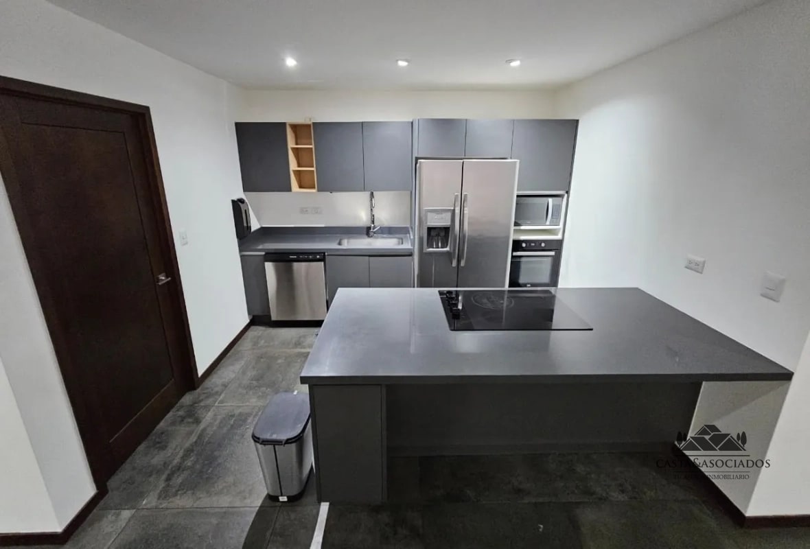 APARTAMENTO EN VENTA ZONA 14 - 1
