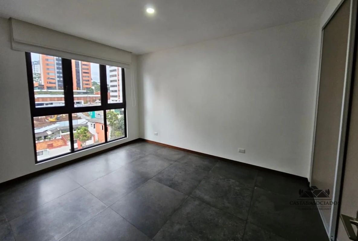 APARTAMENTO EN VENTA ZONA 14 - 7