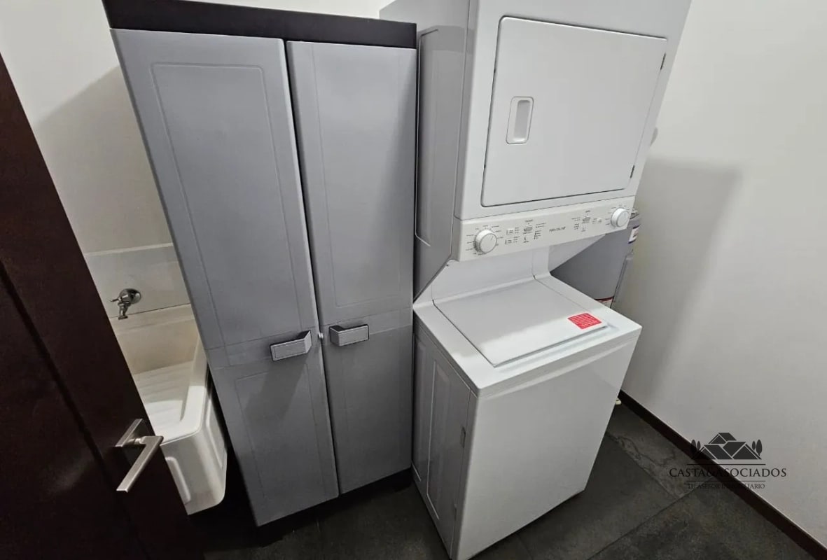 APARTAMENTO EN VENTA ZONA 14 - 13
