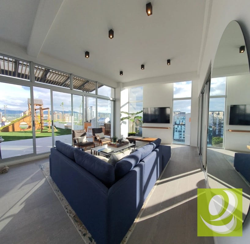 APARTAMENTO LOFT EN VENTA EN ZONA 13 CON VISTA INCREIBLE - 1