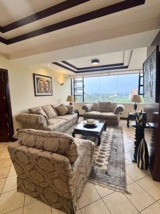 Alquiler Apartamento Amueblado -Milenia, zona 10- — Apartamento en Alquiler en Milenia, Zona 10, Guatemala, Ciudad — miniatura 8 de 12