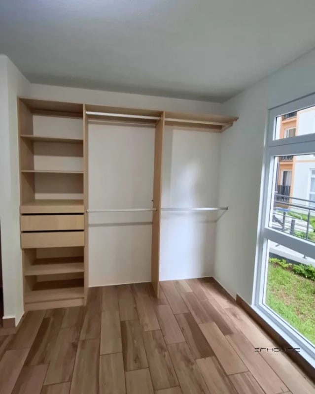 APARTAMENTO EN VENTA ZONA 16, -LARES- EN PRIMER NIVEL - 4