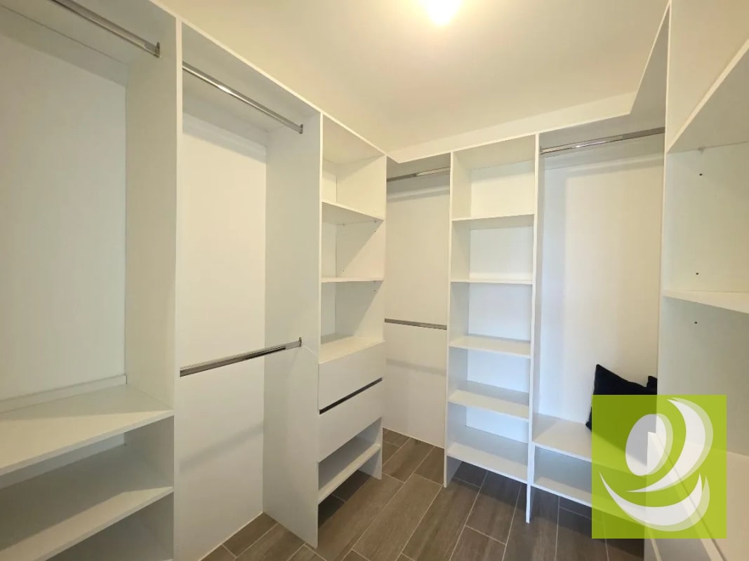 Vendo Apartamento en el Primer Nivel en zona 14 - 2