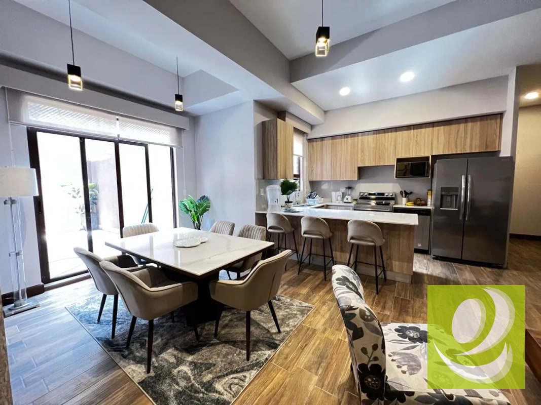APARTAMENTO AMUEBLADO EN VENTA EN 1ER NIVEL ZONA 10 GT - 6