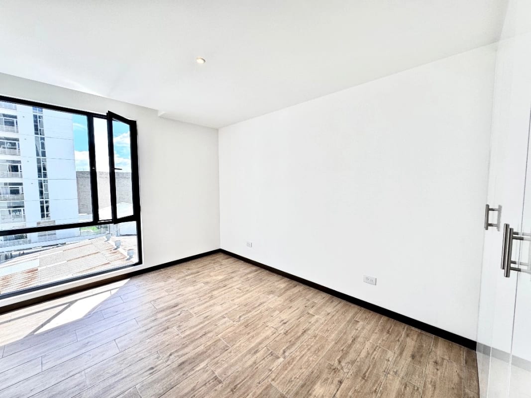 Apartamento de 3 dormitorios en venta z13 — Apartamento en Venta en Zona 13, Guatemala, Ciudad — foto 12 de 17